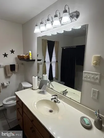 $329,000 | 14040 Sweet Vale Drive, Hagerstown, MD 21742