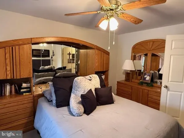 $329,000 | 14040 Sweet Vale Drive, Hagerstown, MD 21742