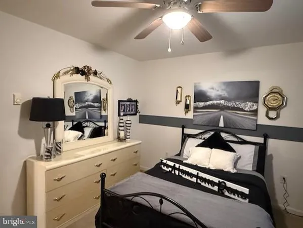 $329,000 | 14040 Sweet Vale Drive, Hagerstown, MD 21742