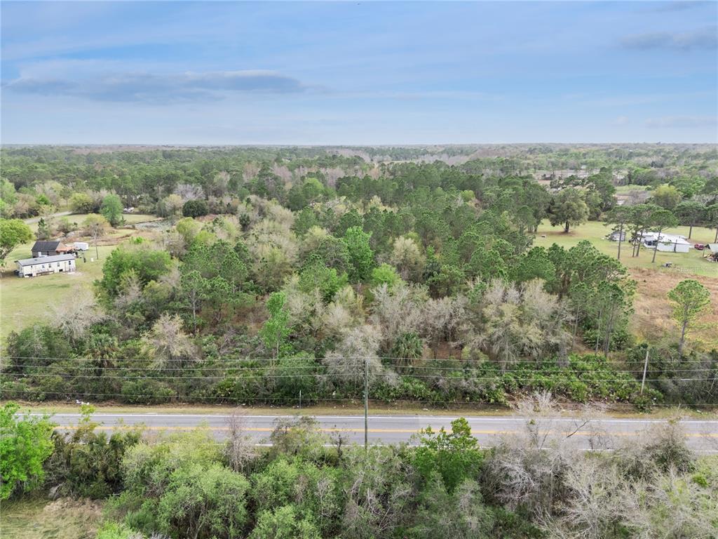 541 East Osceola Road Geneva, FL 32732 - Photo 13 of 31