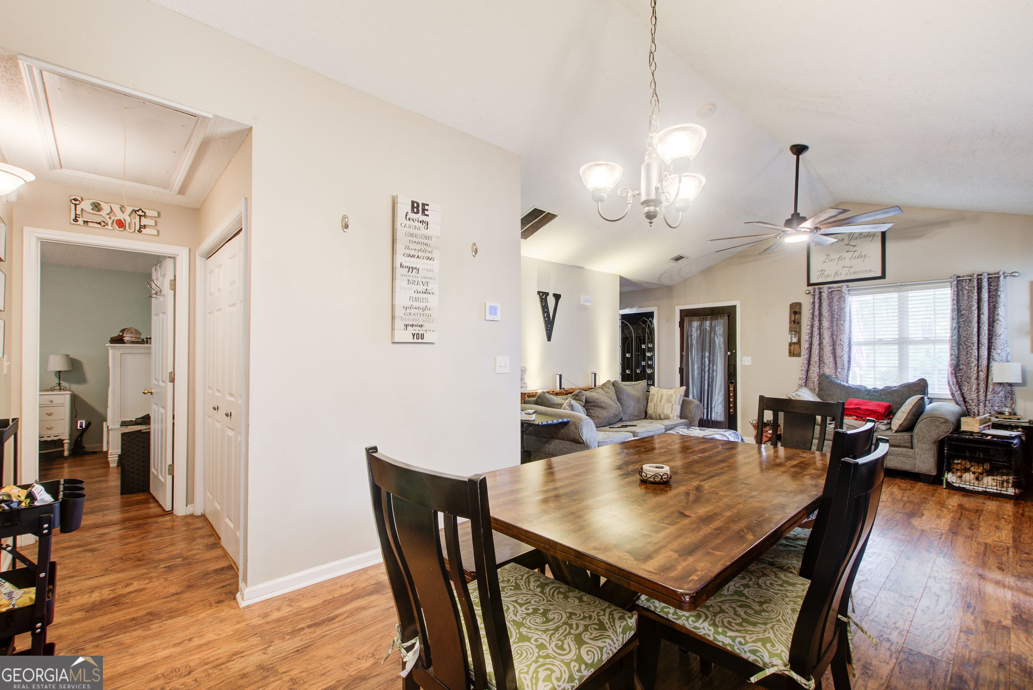 204 Crystal Court Hampton, GA 30228 - Photo 7 of 34