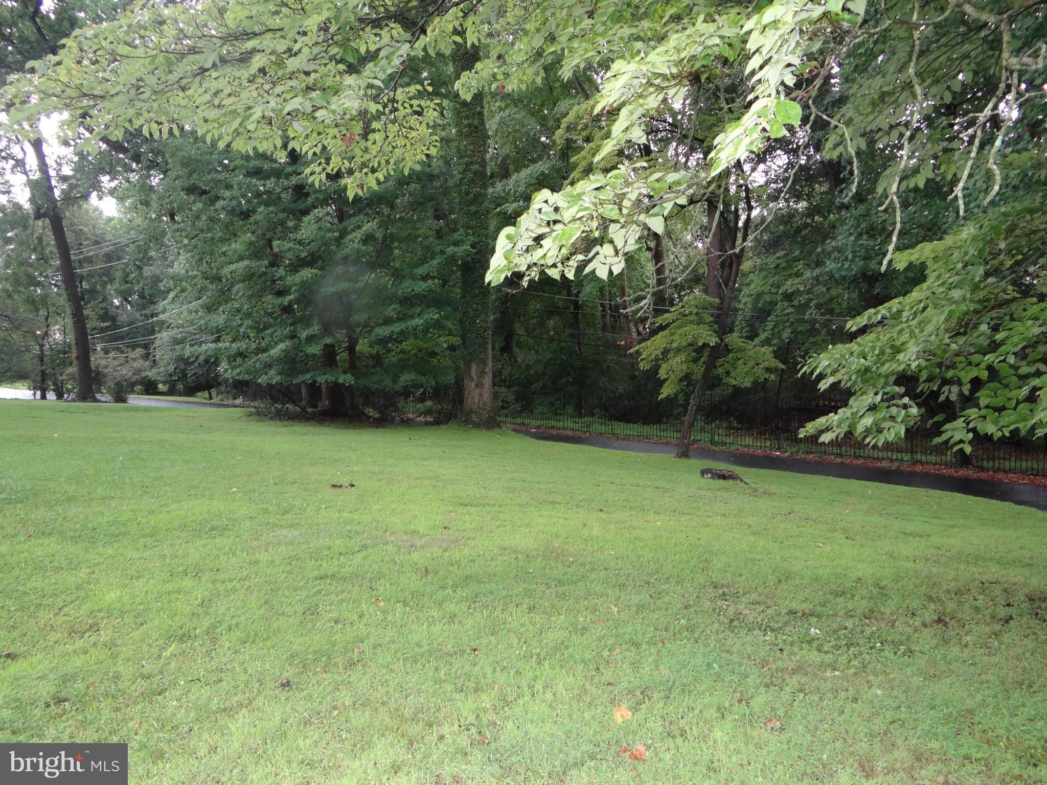 845 Dale Road Jenkintown, PA 19046 - Photo 10 of 53 Grounds