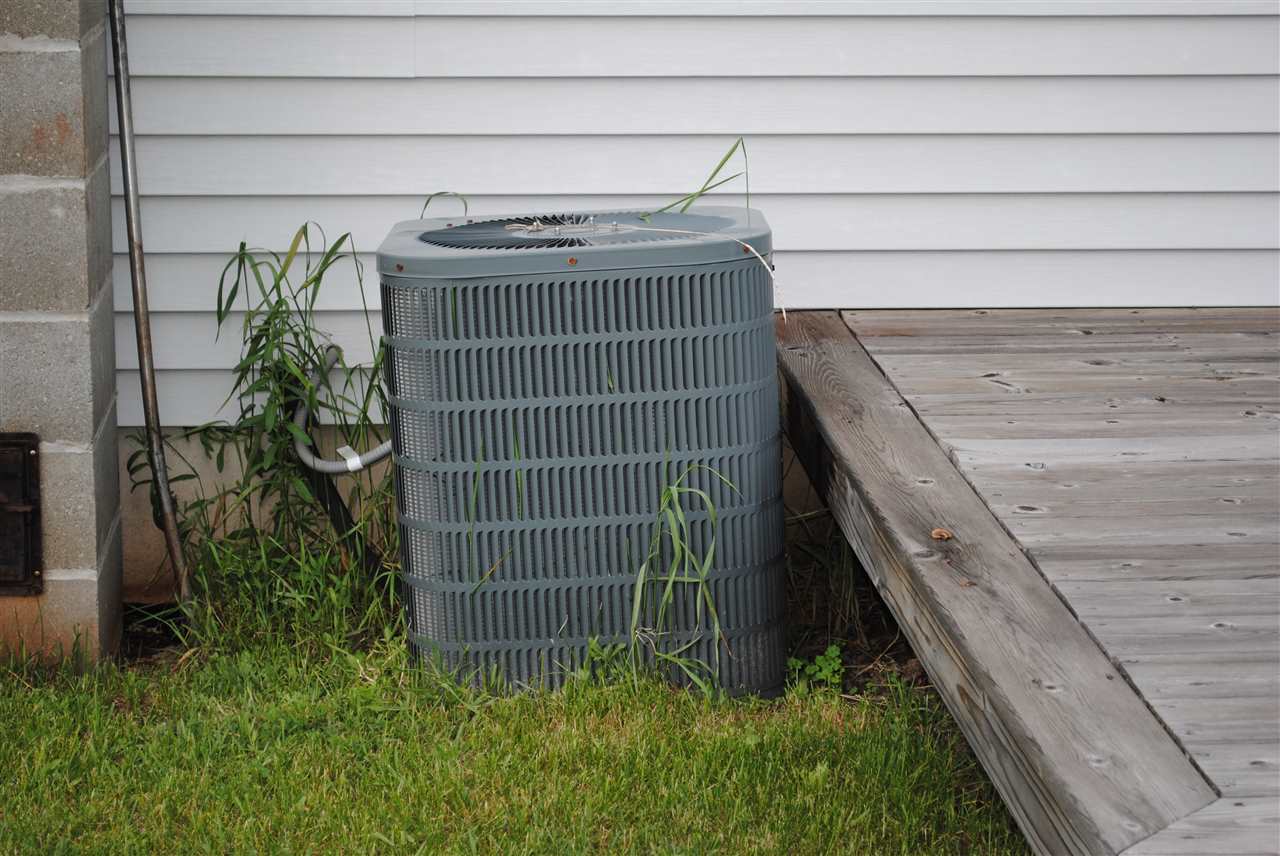 1304 East 46 Road Cadillac, MI 49601 - Photo 10 of 43 1801866-9.JPG