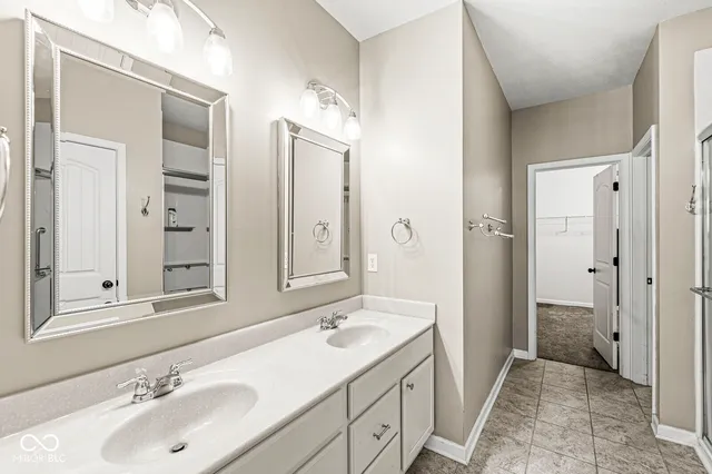 $539,900 | 11864 Avedon Drive, Zionsville, IN 46077