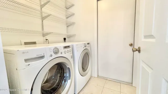 a view of a storage & utility room