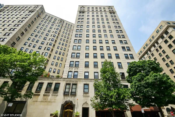 $1,850 | 2000 North Lincoln Park West, Unit 1615, Chicago, IL 60614