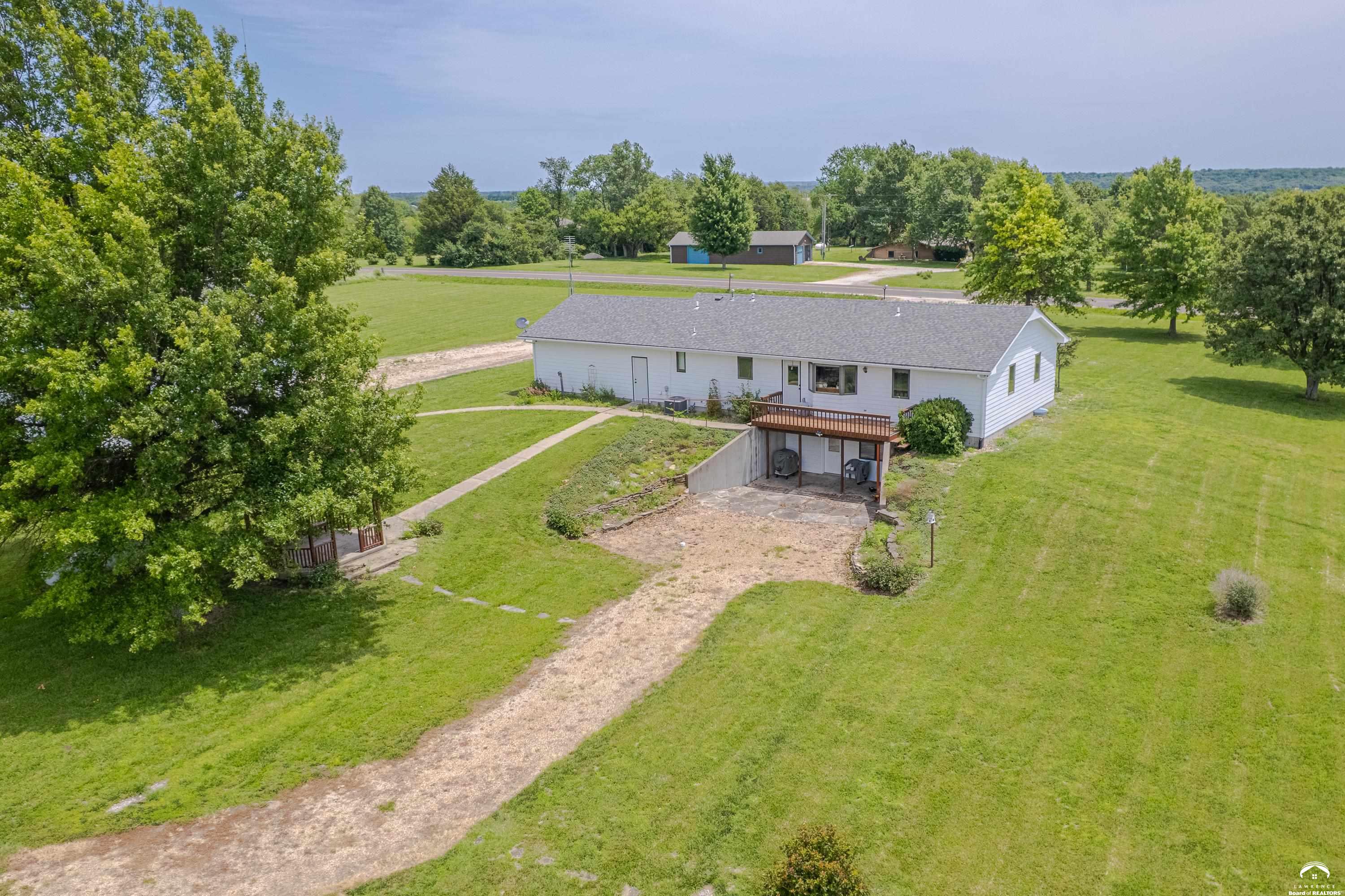10727 Southwest Auburn Road Wakarusa, KS 66546 - Photo 53 of 62