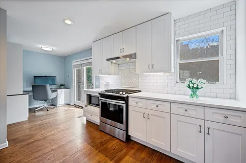 $599,000 | 1802 West Diversey Parkway, Unit I, Chicago, IL 60614