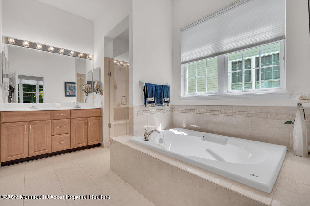 19 Bay Hill Road Jackson, NJ 08527 - Photo 31 of 53 034_dsc08408