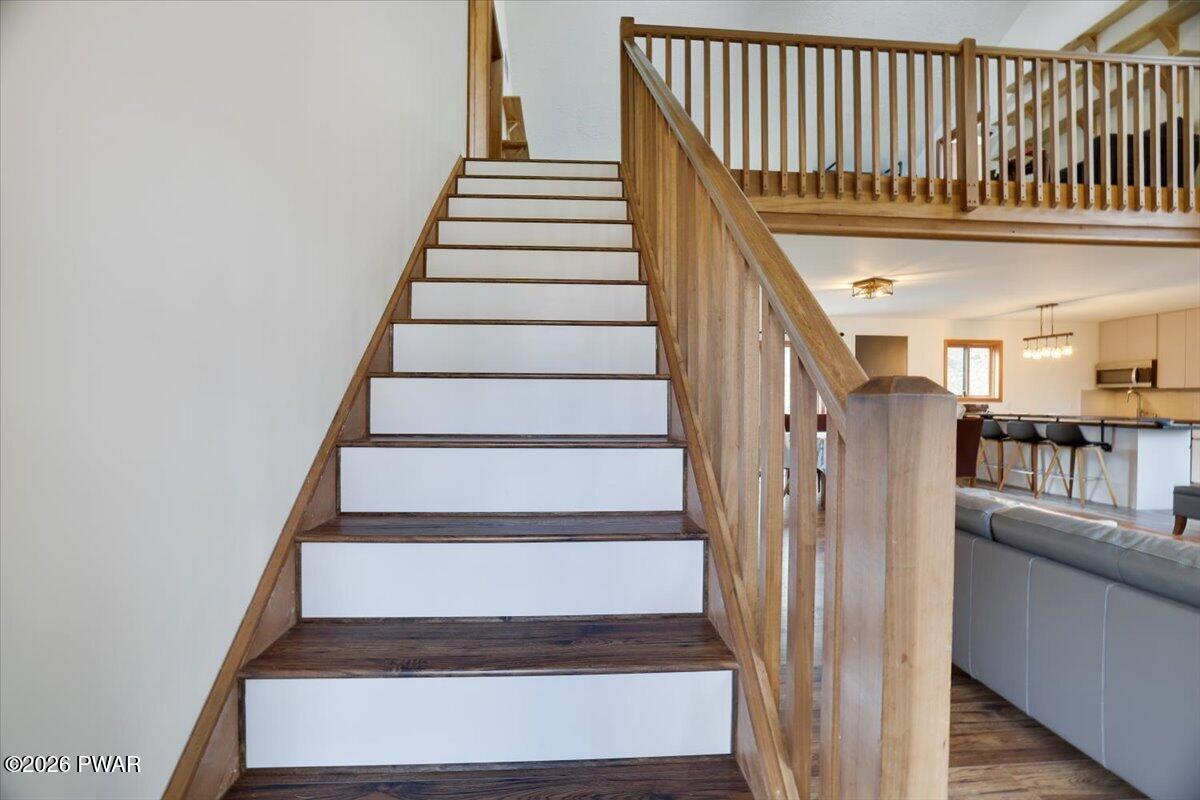 297 Gold Finch Road Bushkill, PA 18324 - Photo 19 of 46