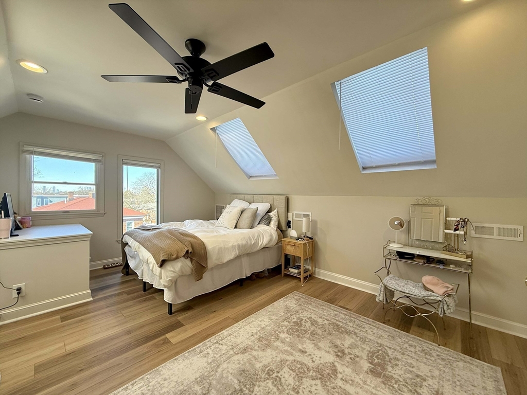 82 Elmer Road, Unit 1 Boston, MA 02124 - Photo 16 of 36