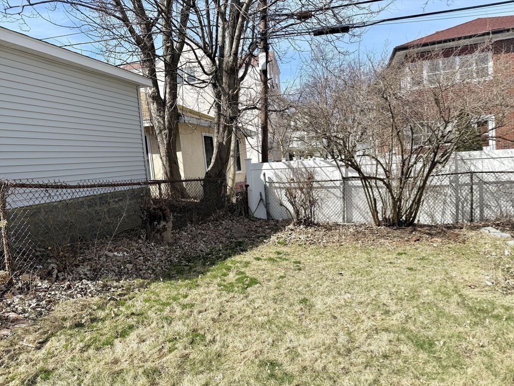 82 Elmer Road, Unit 1 Boston, MA 02124 - Photo 33 of 36