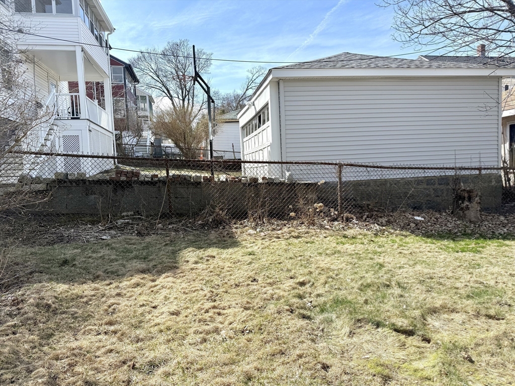 82 Elmer Road, Unit 1 Boston, MA 02124 - Photo 34 of 36