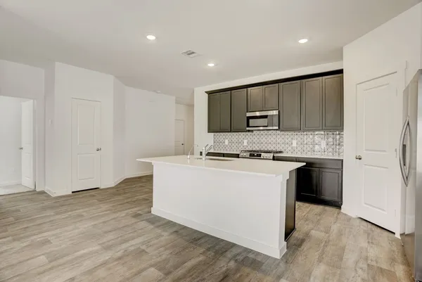 $2,175 | 7902 Marconi Corsco Drive, Richmond, TX 77406