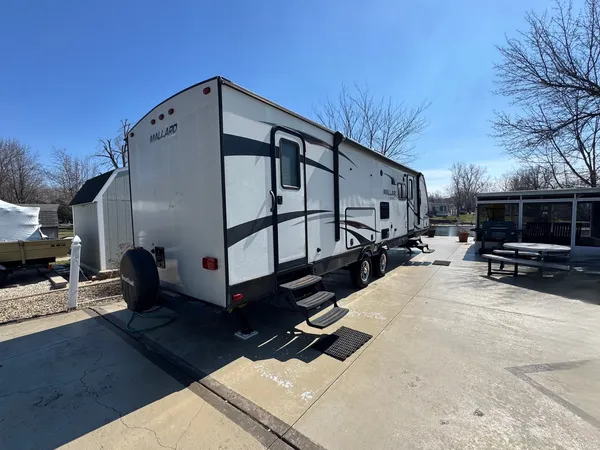 $90,000 | 119 Tully Road, Wilmington, IL 60481