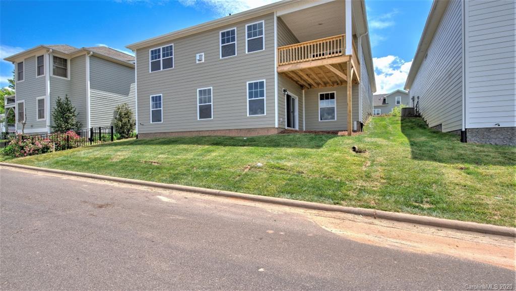16 Regent Heights Road, Unit 12 Leicester, NC 28748 - Photo 20 of 23 Gallery Image 20