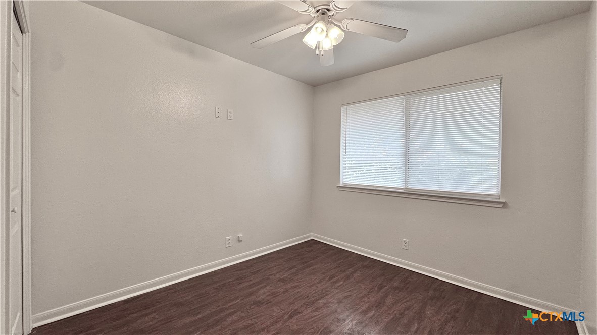 902 Jasmine Trail Georgetown, TX 78626 - Photo 13 of 17