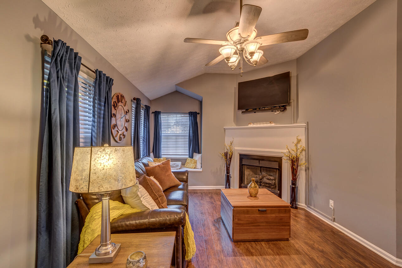 354 Retrac Road Lexington, KY 40503 - Photo 11 of 65 015-354-Retrac-Rd-Lexington-KY-40503-SMA