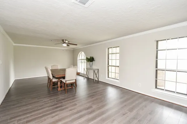 $339,786 | 1723 Big Horn Drive, Houston, TX 77090