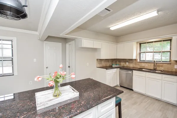 $339,786 | 1723 Big Horn Drive, Houston, TX 77090