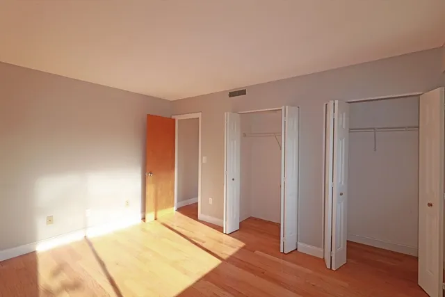 $4,400 | 1850 Beacon Street, Unit 304, Brookline, MA 02445