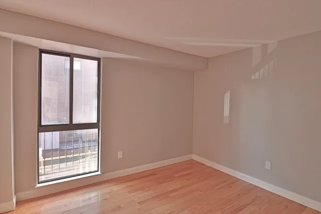 $4,400 | 1850 Beacon Street, Unit 304, Brookline, MA 02445