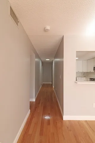 $4,400 | 1850 Beacon Street, Unit 304, Brookline, MA 02445