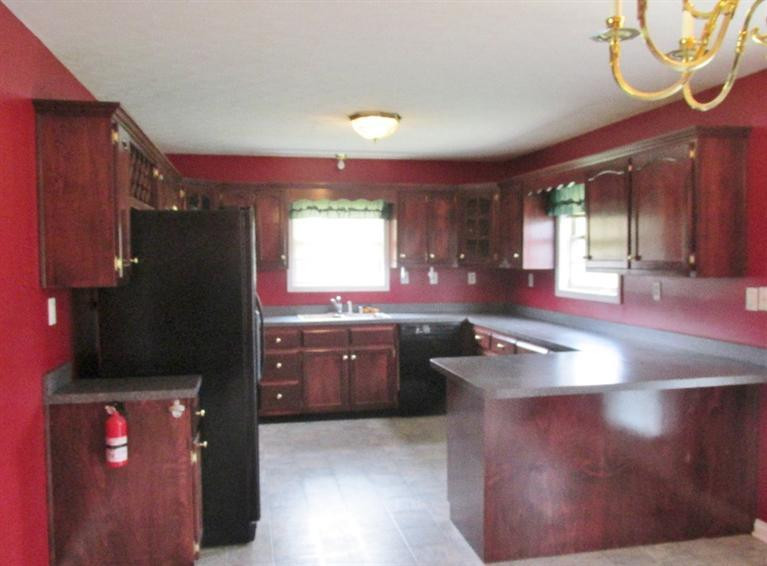 301 Ridgeview Drive Berea, KY 40403 - Photo 8 of 17 Photo 8