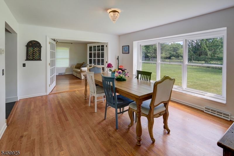 13 Farmersville Road Califon, NJ 07830 - Photo 8 of 37 Gallery Image 8