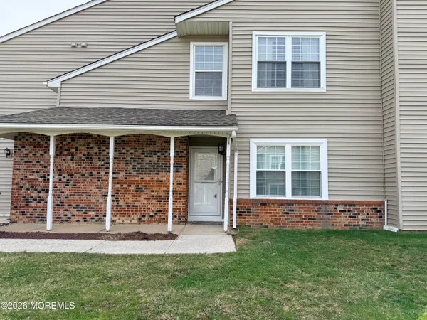 $3,200 | 15 Lindsey Circle, Unit 15, Old Bridge, NJ 08857