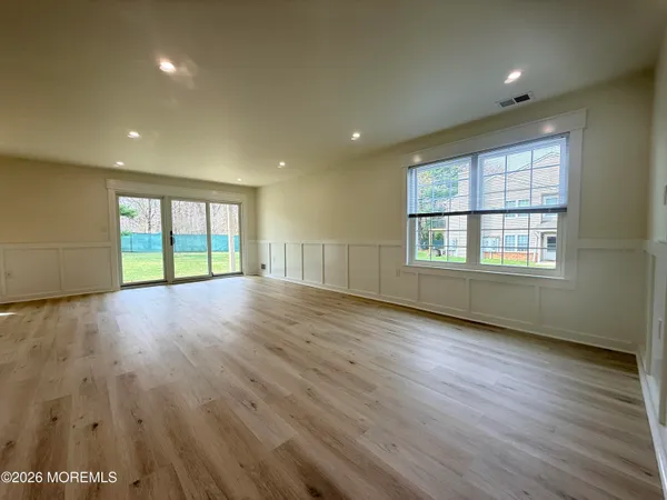 $3,200 | 15 Lindsey Circle, Unit 15, Old Bridge, NJ 08857