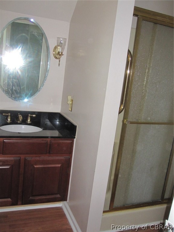 8237 Little England Road Hayes, VA 23072 - Photo 14 of 15 Downstairs hall bath by bedroom