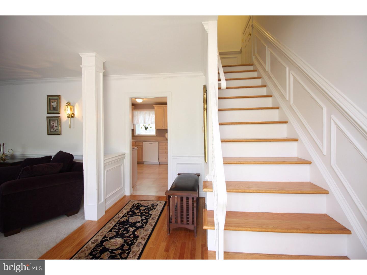 110 Saddle Ridge Road Voorhees, NJ 08043 - Photo 3 of 25 Foyer