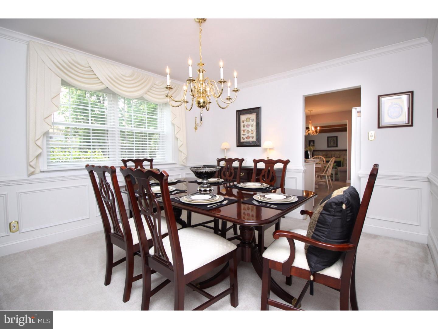 110 Saddle Ridge Road Voorhees, NJ 08043 - Photo 6 of 25 Dining Room