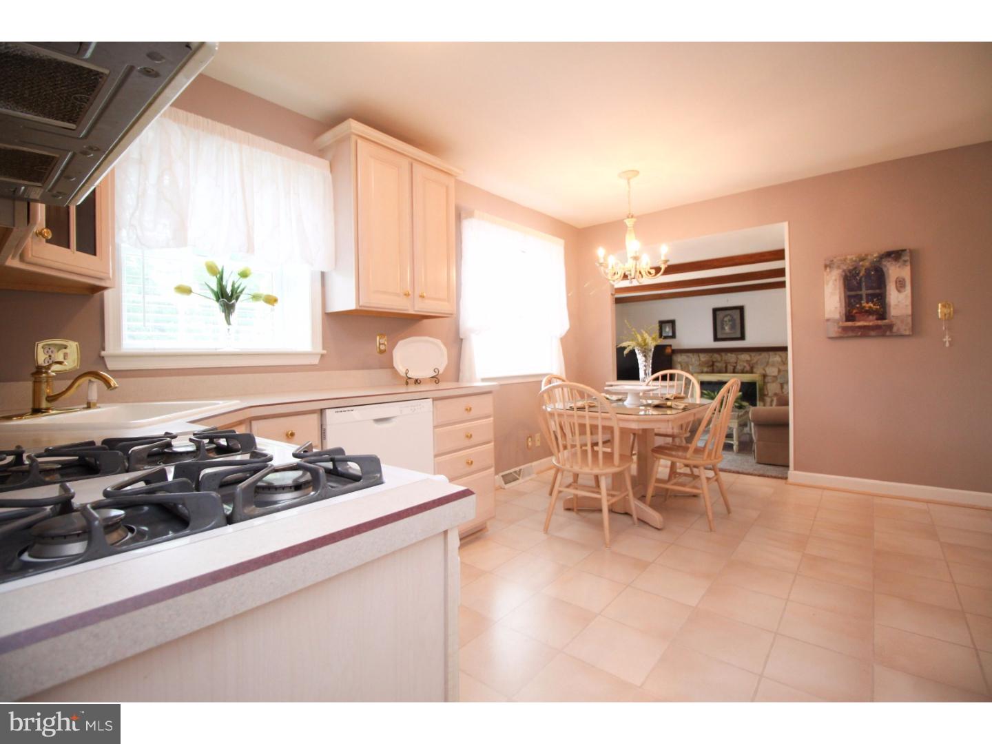 110 Saddle Ridge Road Voorhees, NJ 08043 - Photo 8 of 25 Kitchen
