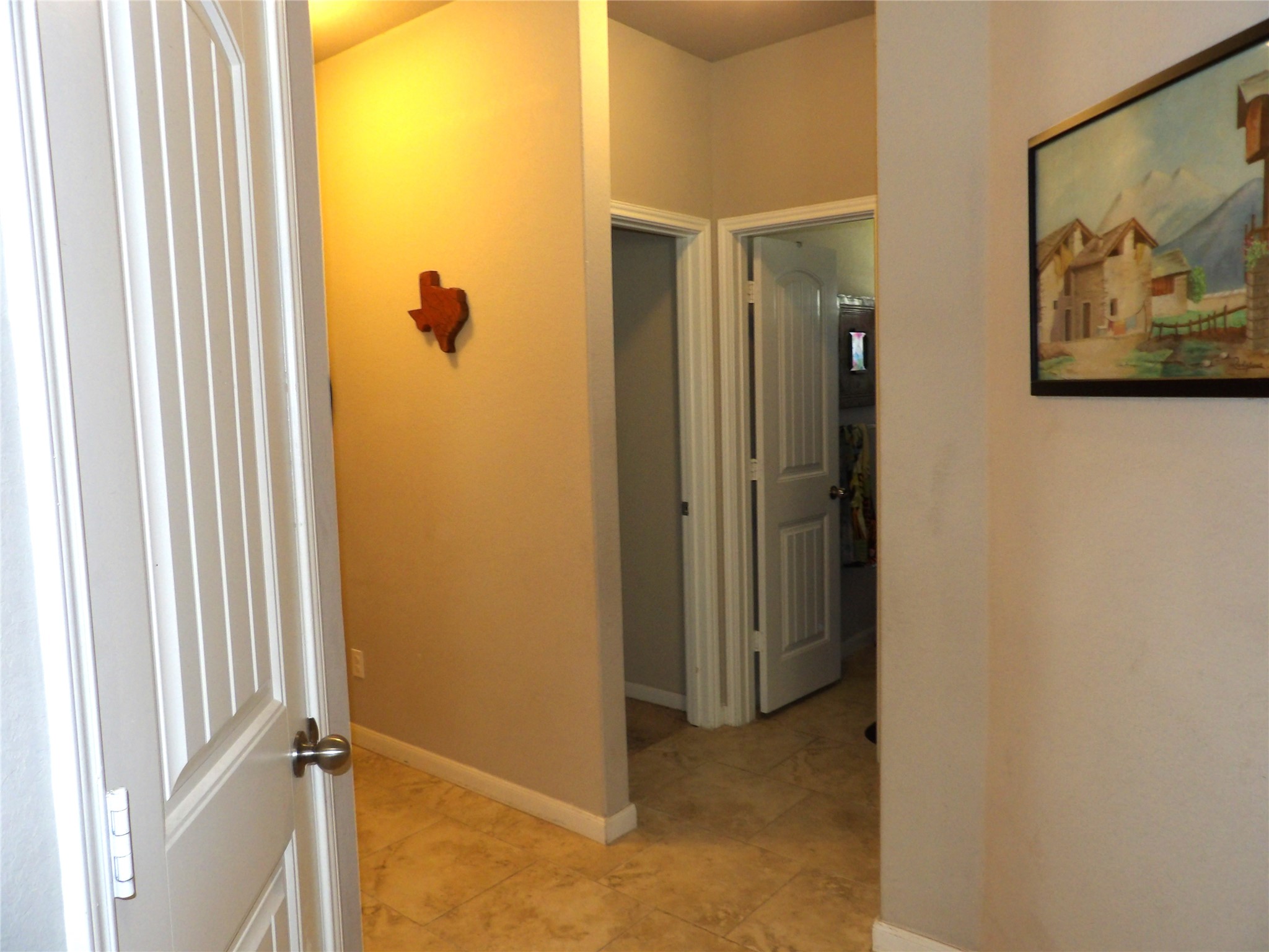 930 Pumpkin Ridge New Braunfels, TX 78130 - Photo 11 of 32 two bedrooms and guest bathroom