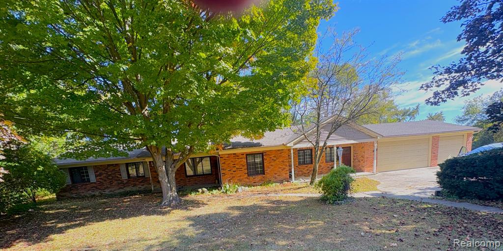 2871 Harvey Street Rochester Hills, MI 48309 - Photo 1 of 33