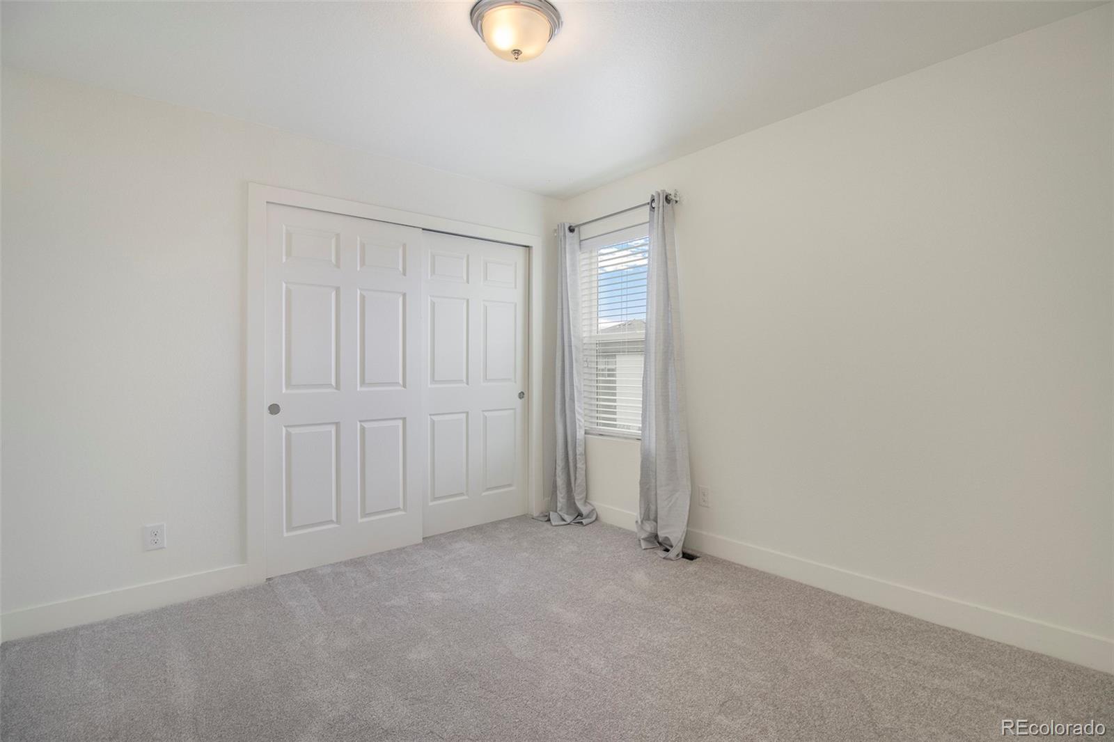 16057 Warner Drive Denver, CO 80239 - Photo 13 of 20