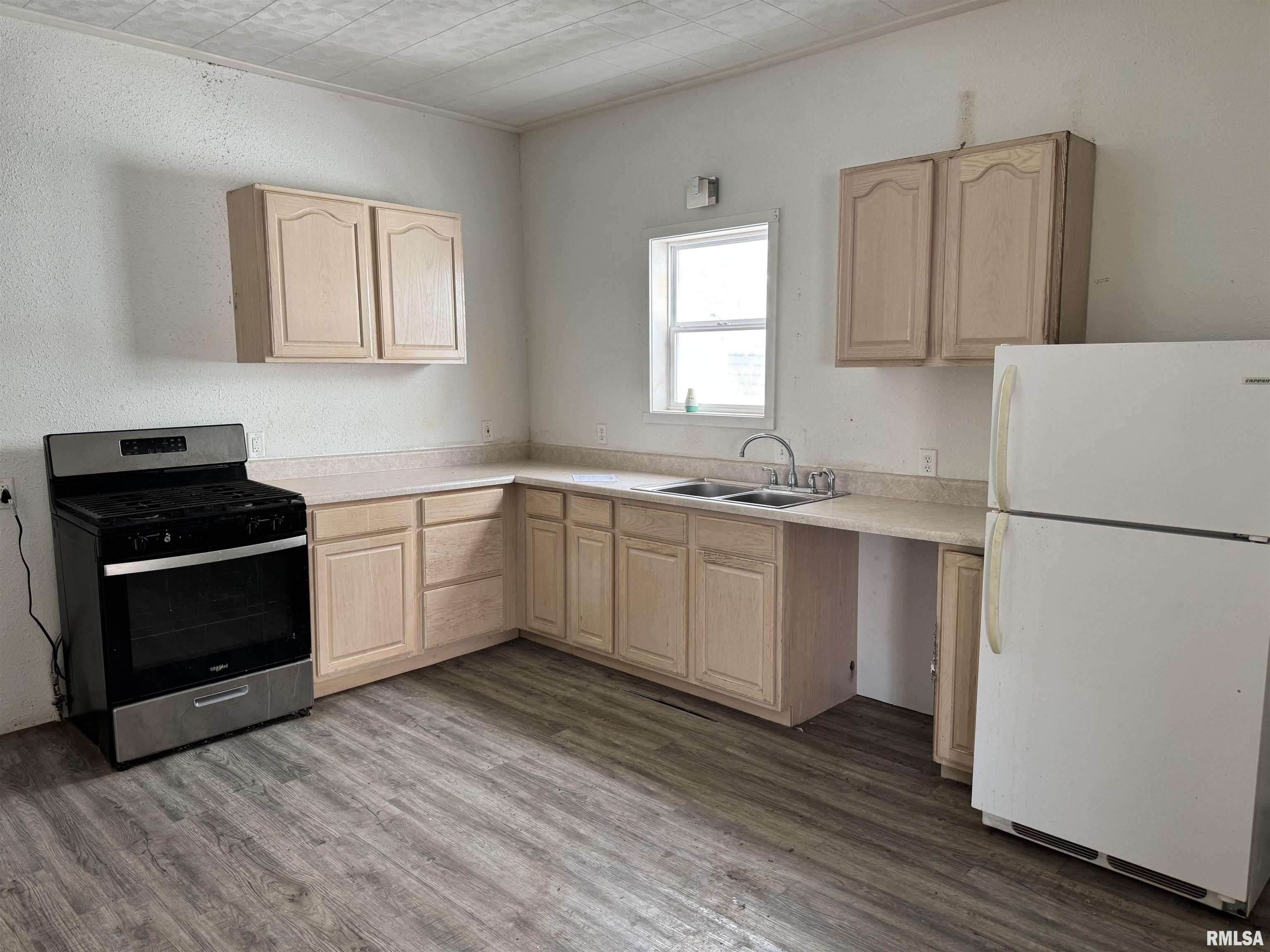 1311 North 9th Street Quincy, IL 62301 - Photo 6 of 14