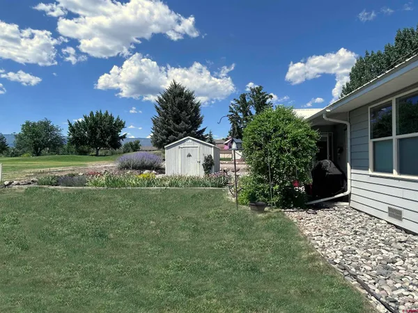 $429,300 | 950 Southeast Deer Creek Drive, Cedaredge, CO 81413