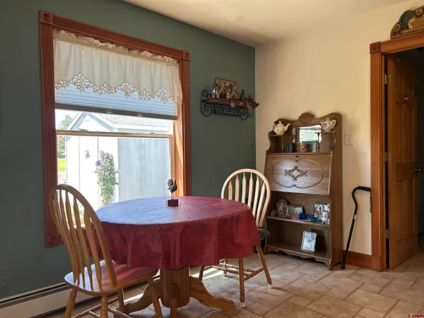 $429,300 | 950 Southeast Deer Creek Drive, Cedaredge, CO 81413