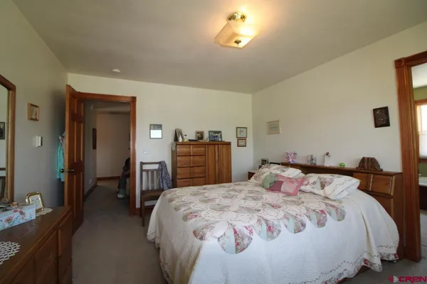 $429,300 | 950 Southeast Deer Creek Drive, Cedaredge, CO 81413