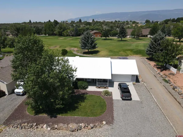 $429,300 | 950 Southeast Deer Creek Drive, Cedaredge, CO 81413