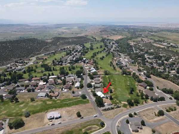 $429,300 | 950 Southeast Deer Creek Drive, Cedaredge, CO 81413