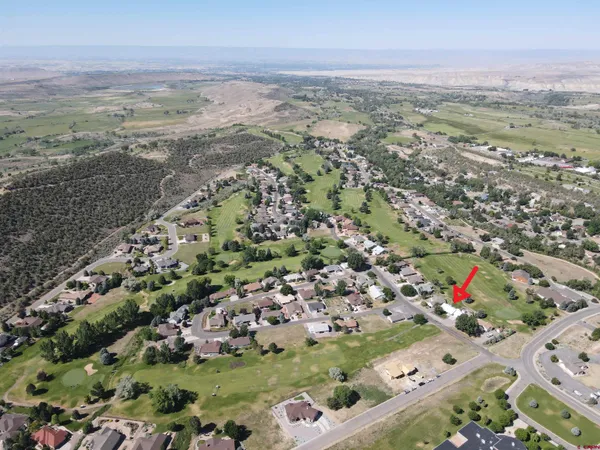 $429,300 | 950 Southeast Deer Creek Drive, Cedaredge, CO 81413