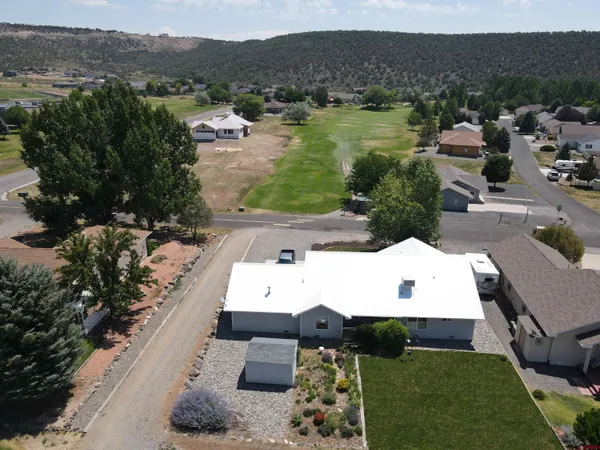 $429,300 | 950 Southeast Deer Creek Drive, Cedaredge, CO 81413