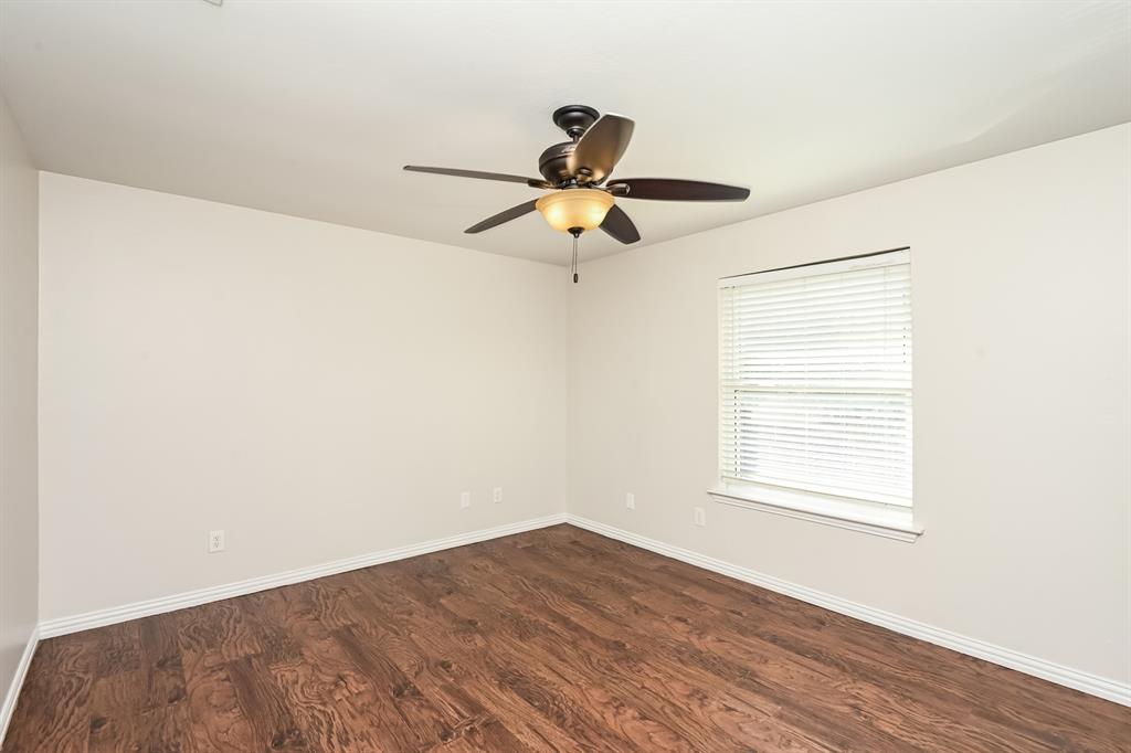 2057 Spinnaker Lane Azle, TX 76020 - Photo 14 of 19