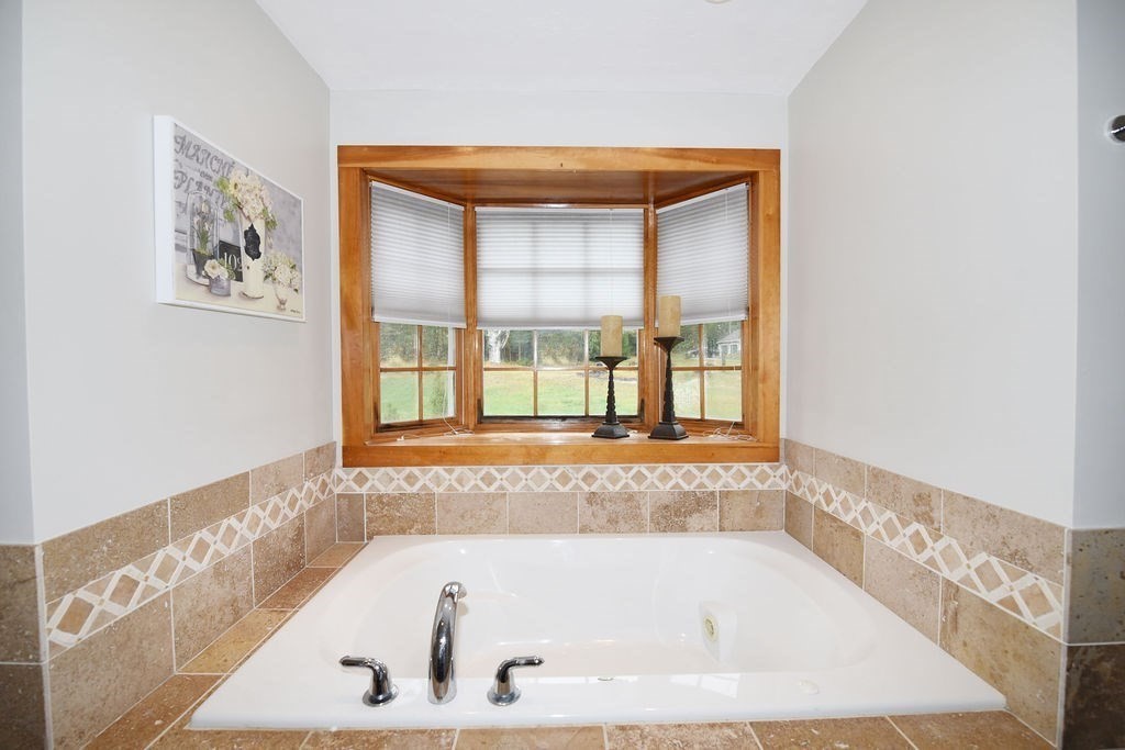 252 R Long Pond Road Plymouth, MA 02360 - Photo 20 of 41 Gallery Image 20