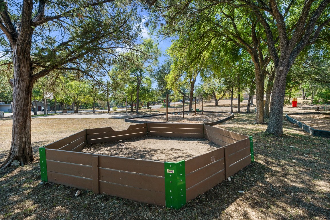 9424 El Rey Boulevard Austin, TX 78737 - Photo 34 of 35 not sure
