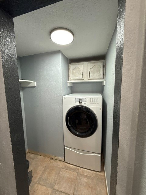 23311 Whittaker Way Spring, TX 77373 - Photo 9 of 12 a utility room with dryer and washer